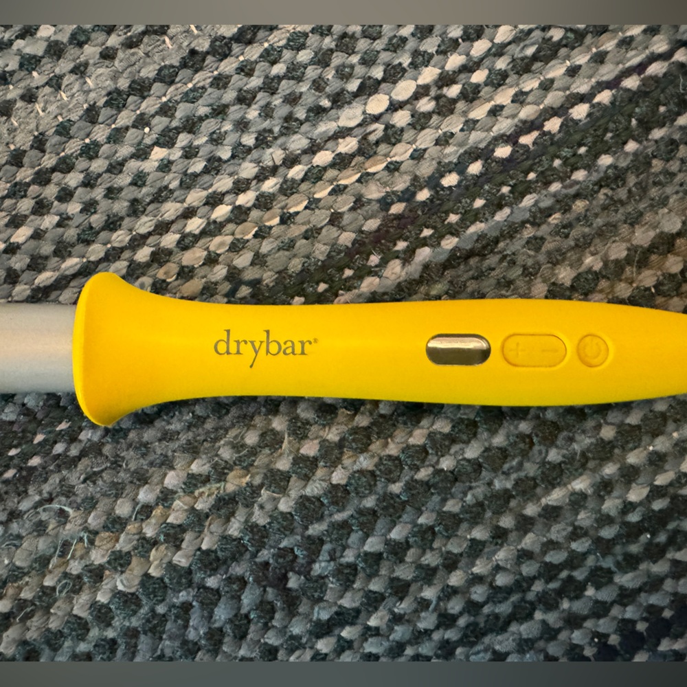 Drybar Wrap Party Curling and Styling Wand